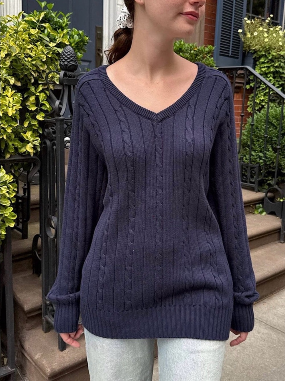 Brandy Melville IDA COTTON CABLE KNIT V-NECK SWEATER  NAVY